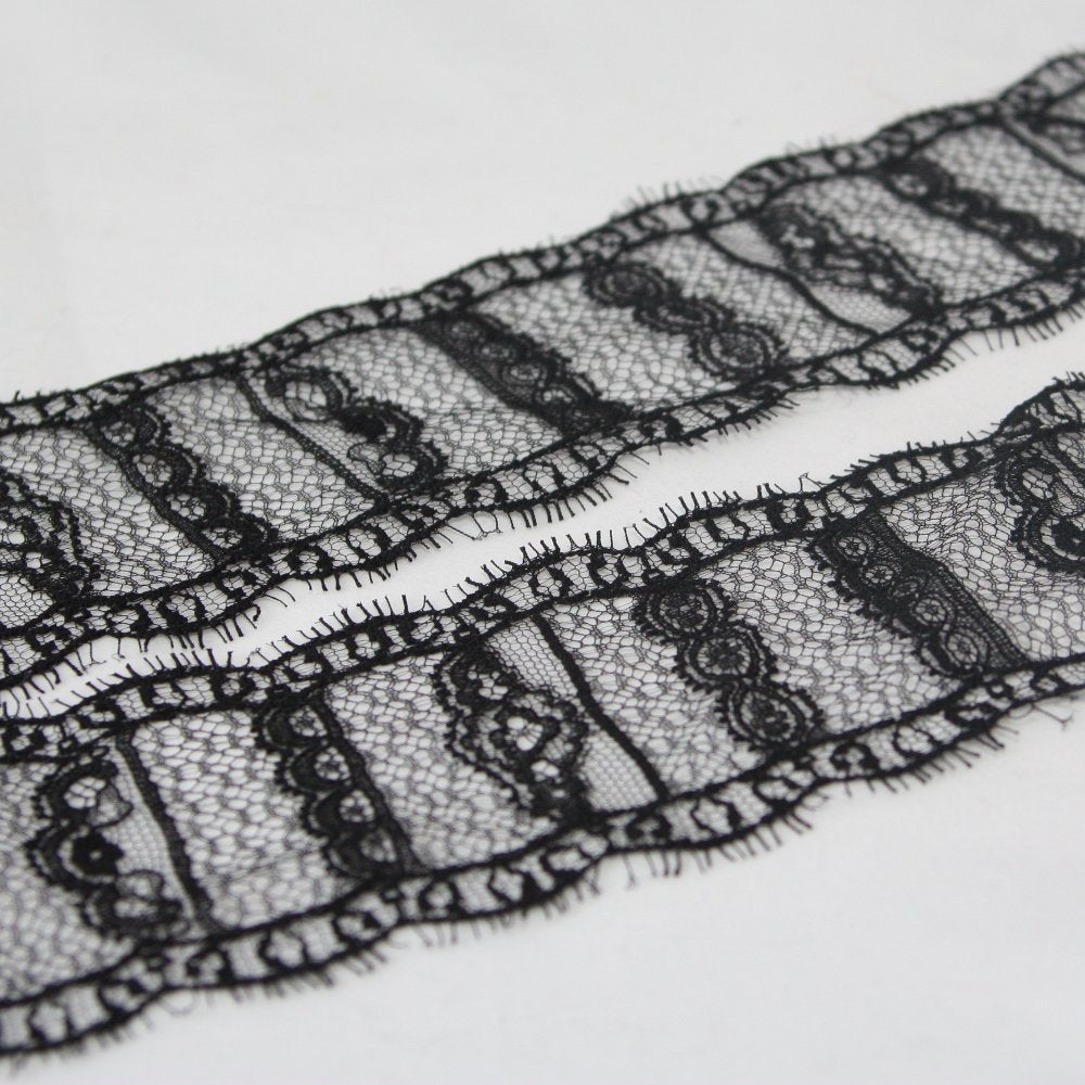 Кружево "Черные реснички"